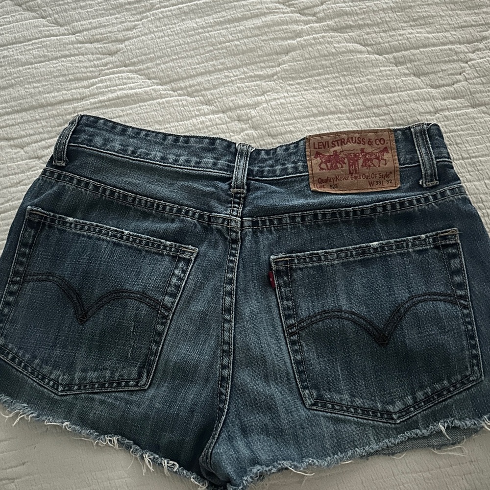 Levi’s 523 Cut-Off Denim Shorts – Dark Wash – Size 32 – made in the USA